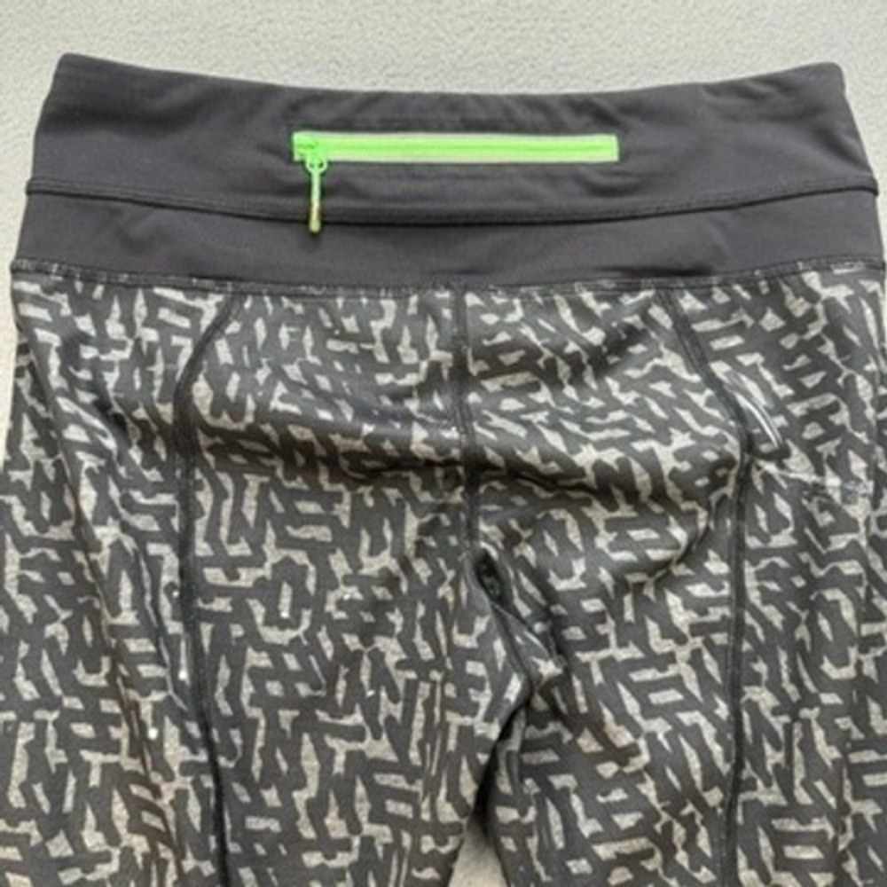 Lululemon Leggings Inspire Crop II Mesh Compression 6 Black Gray Geo Print Yoga - Picture 9 of 11